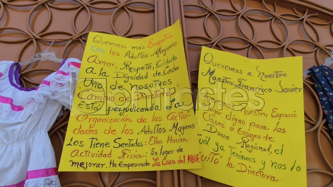 Casa del adulto mayor protesta