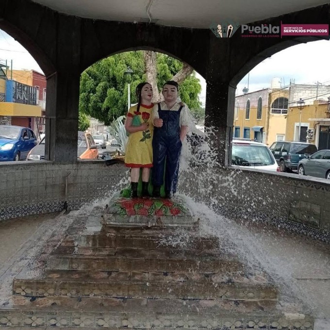Fuente de los muñecos