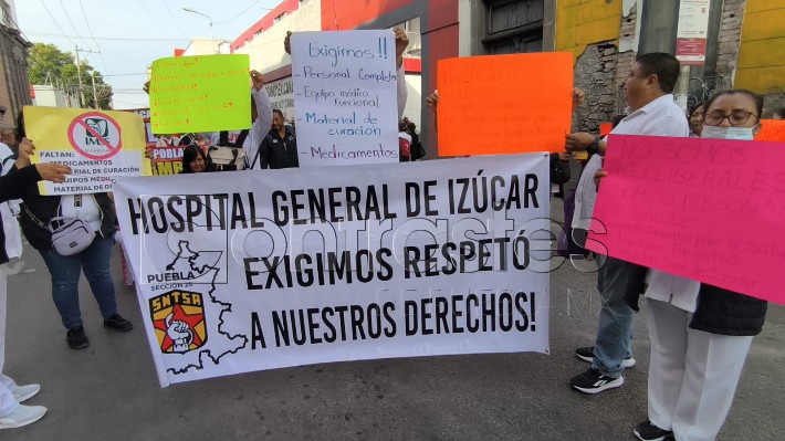 Protesta trabajadores de Salud