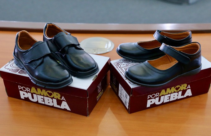Zapatos escolares
