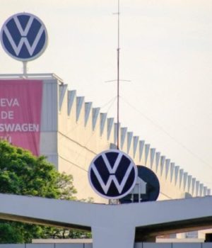 Gobierno de Puebla acompaña, pero no interviene en negociación entre Volkswagen y SITIAVW