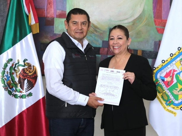 Alejandro Armenta y Laura Artemisa