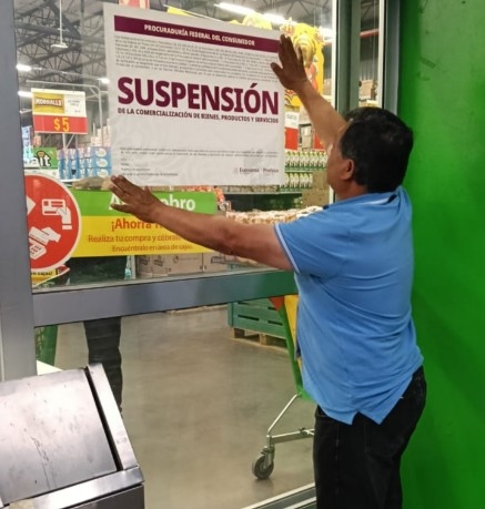 Profeco clausura Bodega Aurrerá