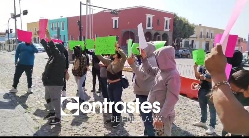 Protesta familiares de reos de Tepexi