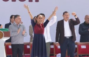 Ante 600 mil personas en el Zócalo, Claudia Sheinbaum afirma que México avanza con dignidad, justicia, unidad y la fuerza invencible de su pueblo (Video)