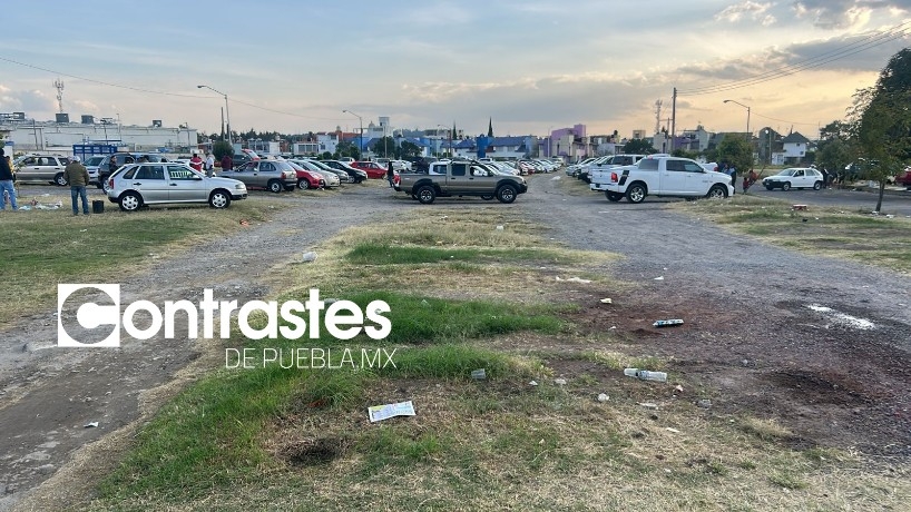 Tianguis de autos Villa Verde