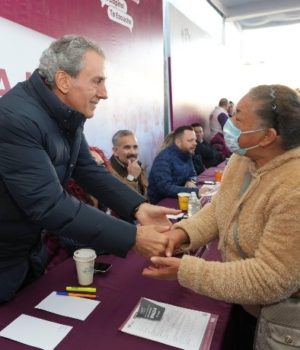 Encabeza Pepe Chedraui jornada de El Día del Pueblo, La Capital te Escucha en colonia Álamos Vista Hermosa