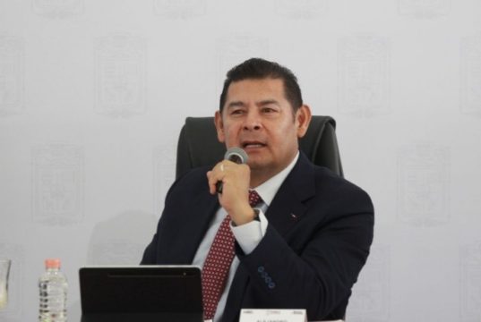 Alejandro Armenta promete cero impunidad tras ataque en Angelópolis