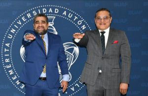 Rectora Lilia Cedillo Ramírez toma protesta a nuevos funcionarios en la BUAP