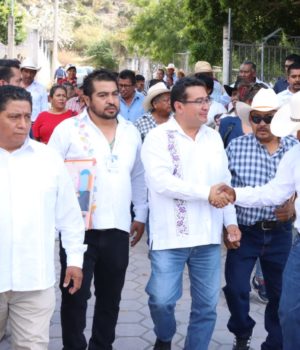 Trabaja Pavel Gaspar por una Mixteca con justicia y bienestar social