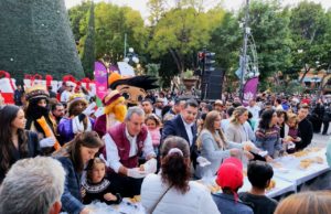 Rosca de reyes de 6 kilómetros le da a Puebla récord mundial