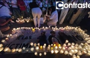 Con velas y vestidos de blanco, exigen justicia por triple homicidio en Angelópolis