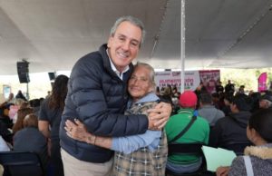 Entrega Pepe Chedraui más de 9 mil despensas en la Laguna de Chapulco