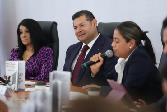 Protección de mujeres es política de estado en Puebla: Alejandro Armenta