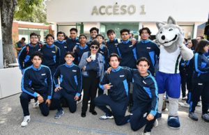 Abandera Rectora a delegación deportiva de la BUAP