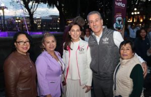Impulsa Pepe Chedraui Mujeres que Brillan con iluminación violeta de las fuentes de la ciudad por el Día de la Mujer