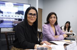 Comparecen titulares de SOAPAP y Agua de Puebla en Comisión del Congreso