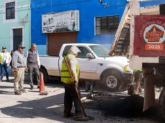 Supervisa Pepe Chedraui trabajos campaña “Bacheando Puebla” en colonia Barrio de Analco