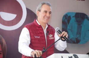 Avanza colocación de postes inteligentes en Puebla: Pepe Chedraui