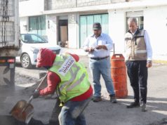 El Gobierno de Pepe Chedraui mejora las vialidades de la capital con el programa de bacheo permanente