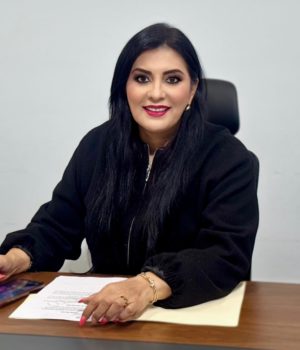 Propone Delfina Pozos establecer un plazo máximo de seis meses para la entrega de títulos profesionales