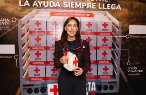 Preside Marie Elise Budib arranque de la colecta anual de la Cruz Roja Mexicana, delegación Puebla