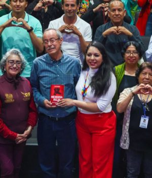 Impulsan Tonantzin Fernández y Fritz Glockner la lectura en San Pedro Cholula