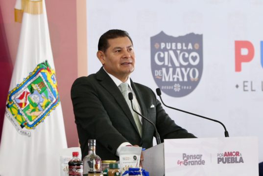 Alex Armenta y otros familiares míos no podrán participar por Morena en el 2027: Armenta