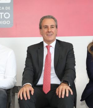 Entrega Pepe Chedraui créditos a emprendedoras y emprendedores para fortalecer la economía local