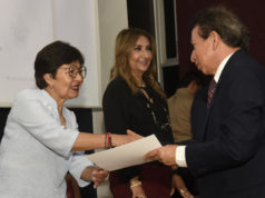 Entrega Rectora Lilia Cedillo reconocimientos para celebrar el Día del Contador Público