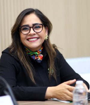Congreso del Estado dará seguimiento a la concesión de parabuses: Guadalupe Vargas