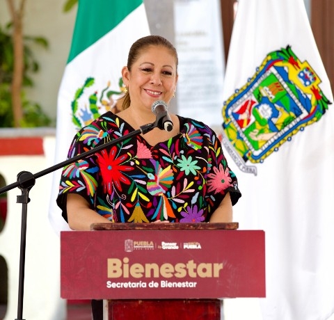 Laura Artemisa
