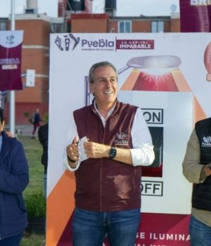 Inaugura Pepe Chedraui alumbrado público en Galaxia La Laguna con tecnología LED