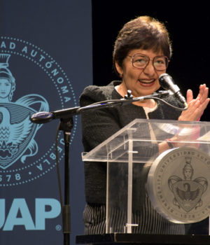 Culminan estudios 802 alumnos BUAP de la prepa 2 de Octubre de 1968