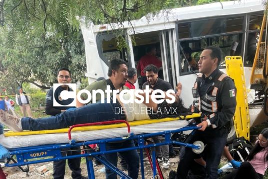 Es una unidad pirata de la Ruta 50 la que chocó en las vías del tren y dejó 15 lesionados: SMyT