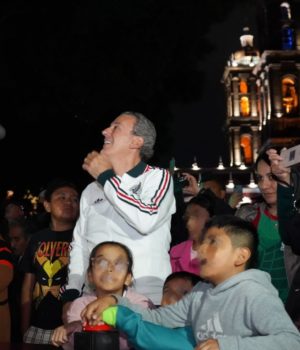 Inaugura Pepe Chedraui nuevo sistema de iluminación arquitectónica del Palacio Municipal