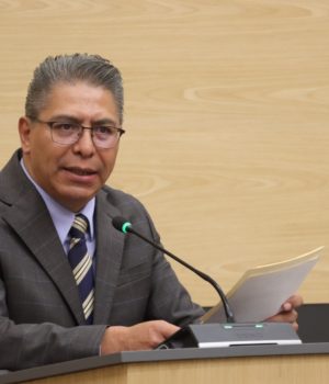 Cinco diputados locales del PAN buscan reelección en 2027, revela Marcos Castro