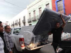 Continúa gobierno Pepe Chedraui con la entrega de enseres a personas damnificadas