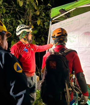 Fiscalía investigará a guías de Cuetzalan por tragedia en la gruta Chichicazapa