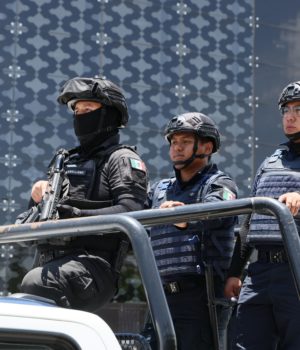 Puebla invertirá en nuevos dormitorios y comedor para policías del C5