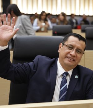 Leonela Martínez y Elías Lozada impulsan reforma para promover espacios y servicios accesibles para todas las personas