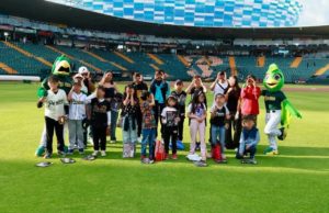 Realiza Gobierno de Pepe Chedraui clínica deportiva con Pericos de Puebla