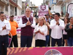 Supervisa Pepe Chedraui trabajos de pavimentación en la Junta Auxiliar Santo Tomás Chautla