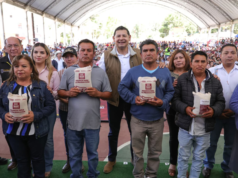 Ixtacamaxtitlán recibe apoyos estatales sin precedentes en maquinaria: Armenta