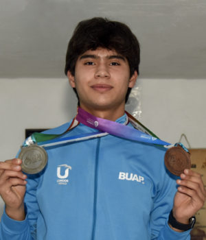 Esgrimista BUAP obtiene dos medallas en Olimpiada Nacional
