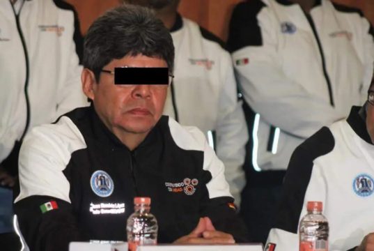 Detienen a exsecretario general y extesorero del SITIAVW por presunto abuso de confianza por 129 mdp