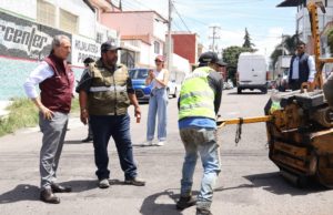 Despliegua Pepe Chedraui cuadrillas de bacheo en la colonia Belisario Domínguez