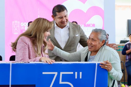 Personas adultas mayores son pilares en las familias: Armenta Mier