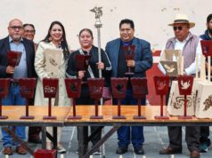 Con 500 faroles, Tonantzin Fernández respalda las tradiciones de Cholula
