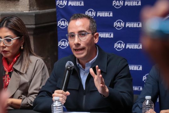 Mario Riestra propone programa emergente para proteger empleos de la industria automotriz en Puebla